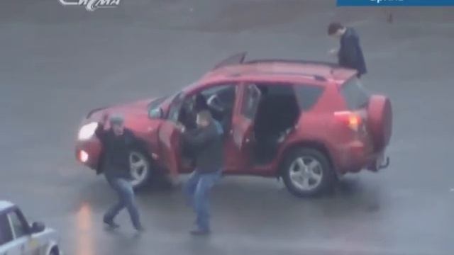 Мусор, шум и прочие неприятности: смотреть онлайн