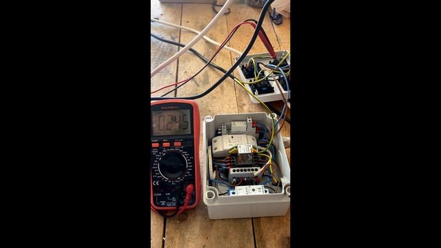 Napelemes átkapcsoló automatika смотреть онлайн