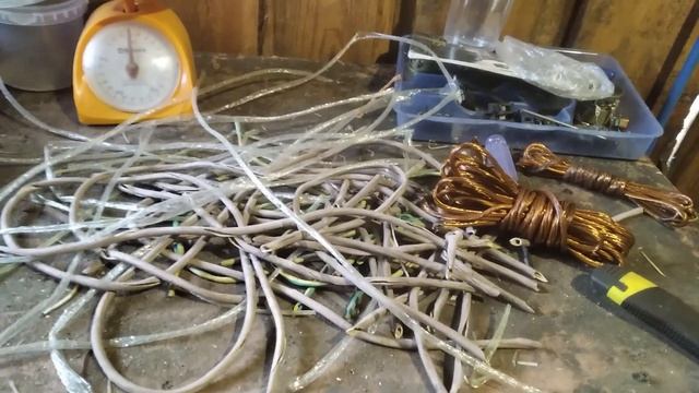 ПОИСК МЕДИ! КУЧА МЕДЯХИ! Добываю медь! Поиски металлолома! Добыча меди. Поиск цветмета смотреть онлайн