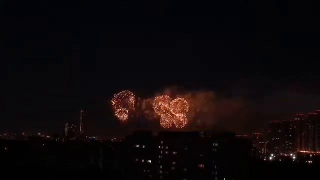 Салют в Москве смотреть онлайн