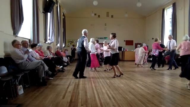 Salsa Mexicana - Tea Dance with John & Pat Harris смотреть онлайн