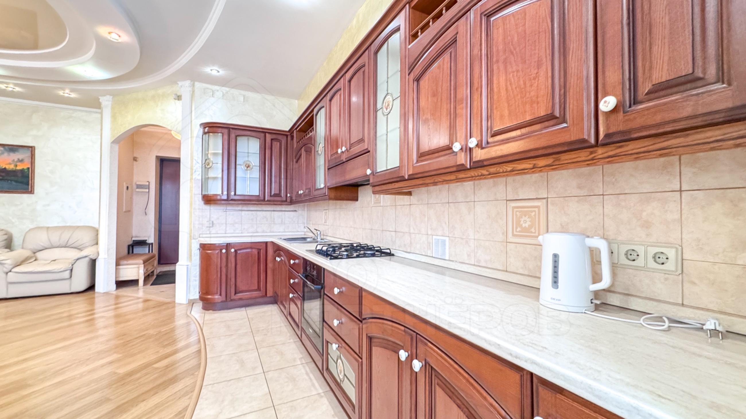 Рум-тур по 3-комнатной квартире в самом центре Иркутска (ул. Богдана Хмельницкого и Карла Маркса). смотреть онлайн