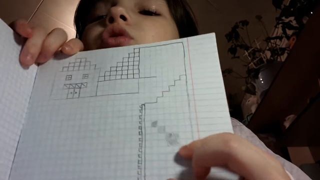 Я показываю все свои рисунки из тетрадки и на стене смотреть онлайн