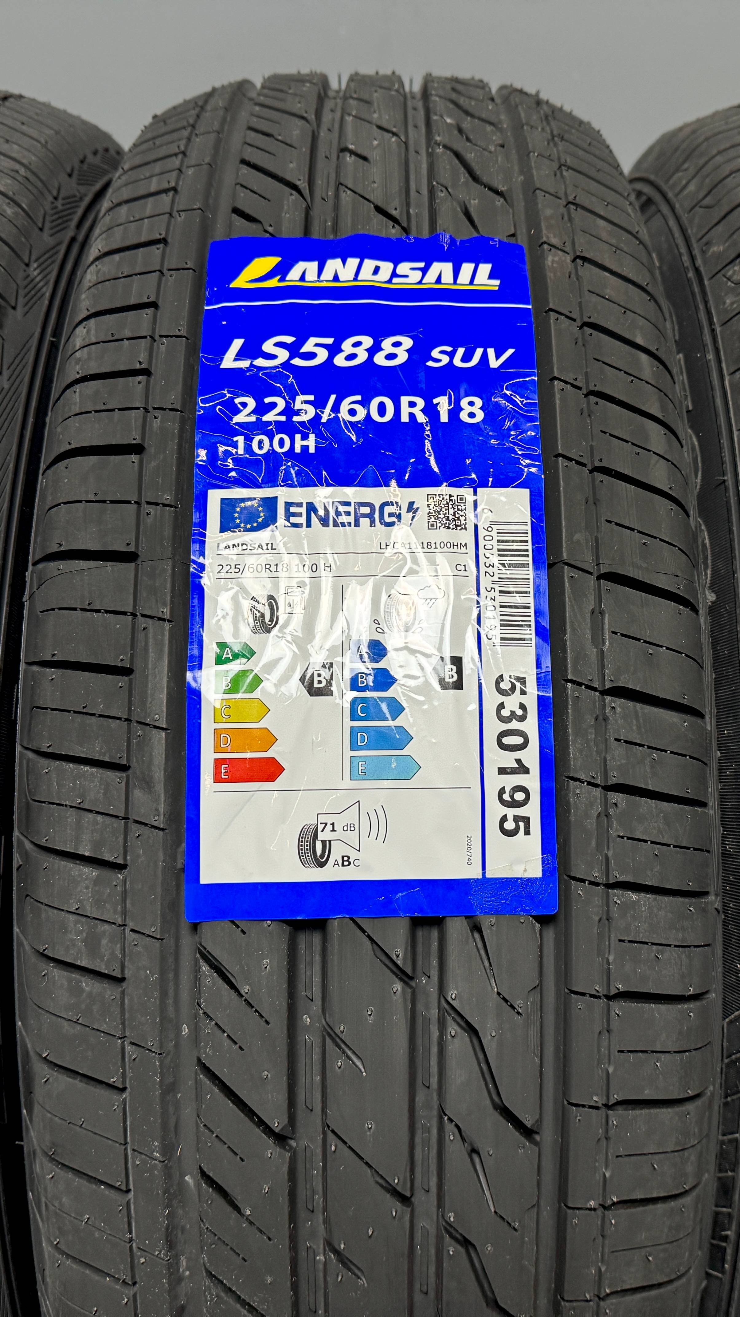 LS588 SUV