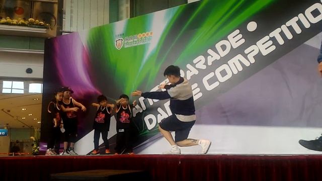 Dance Parade - Swag (Bboy Battle) 兒童break dance смотреть онлайн
