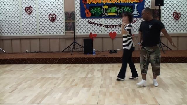 Mamboki (Erik & Yuki) partner work on2 workshop in Hawaii salsa festival 2010