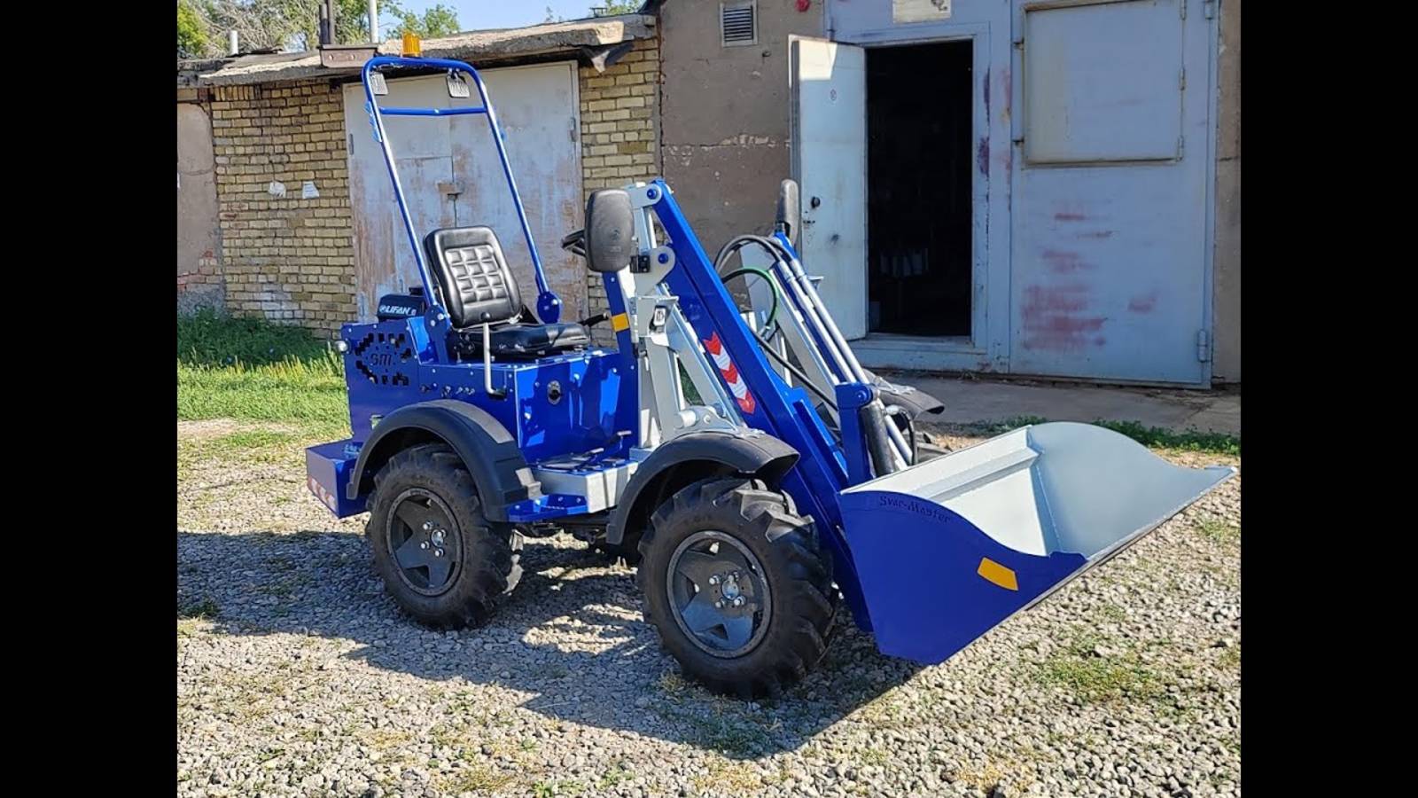 Погрузчик самодельный. Обзор. смотреть онлайн