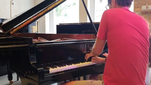 IV. Stravinsky - Five Easy Pieces - Napolitana смотреть онлайн