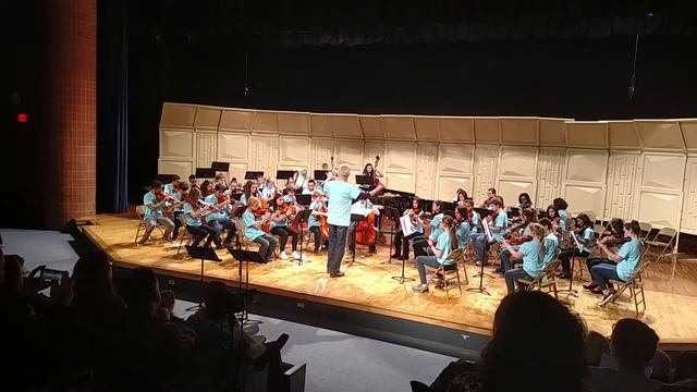 Hailey concert #4 смотреть онлайн