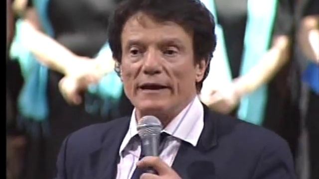 Medaglia Beato Angelico a Massimo Ranieri. смотреть онлайн