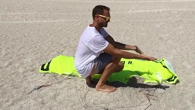 Mentor 2.5 Power Kite by Prism Kites - Unboxing & Review смотреть онлайн