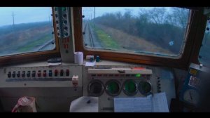 Вид из кабины машиниста ЭР-1. Очень шумит.