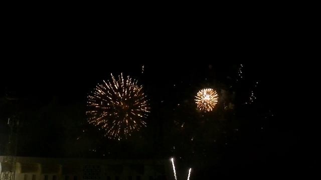 ПРАЗДНИЧНЫЙ САЛЮТ В ЧЕСТЬ 65 летия Ангарска! 2 часть смотреть онлайн