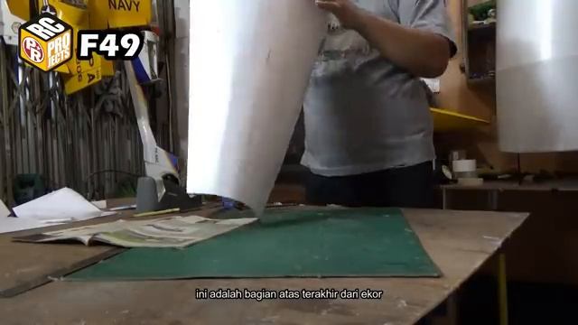 Постройка Boeing 747-400 радиоуправляемый самолёт - часть 4 смотреть онлайн