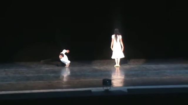 BAREKAMUTYUN Ansambl-Arman Julhakyan & Anush Ghazaryan-Verjin Namak.mpg