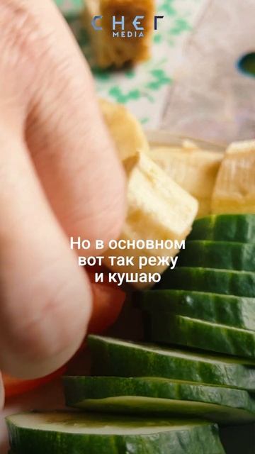 Жить с необычным лицом смотреть онлайн