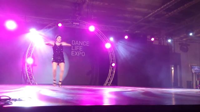 Miss Bibi-Waacking DIVA show at Dancle life EXPO 2013 смотреть онлайн