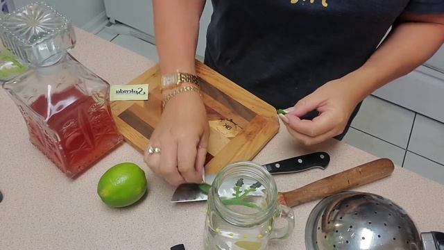 HOMEMADE STRAWBERRY RUM/MAKE A COCKTAIL WITH ME!!! смотреть онлайн