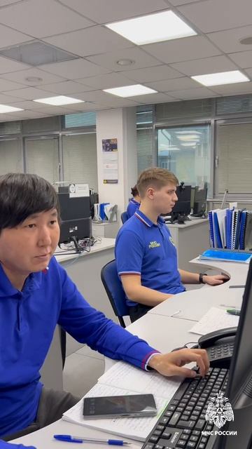 #МЧСвТренде и круглосуточно на страже вашей безопасности! смотреть онлайн