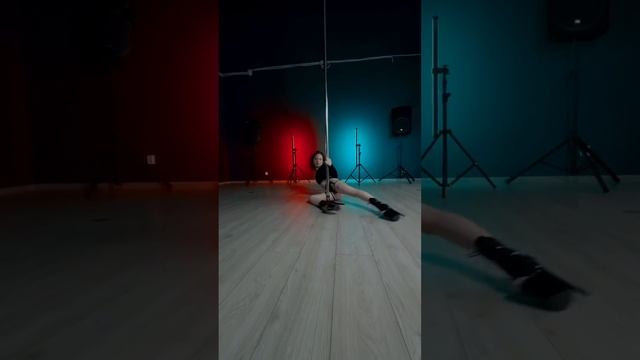 Exotic Pole Dance. Хореография Екатерины Власовой. смотреть онлайн