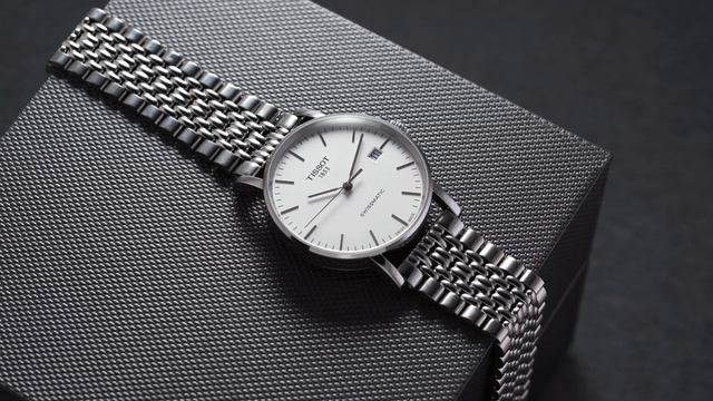 Before You Buy a Fashion Watch, Watch This - Tissot Everytime Swissmatic Review смотреть онлайн