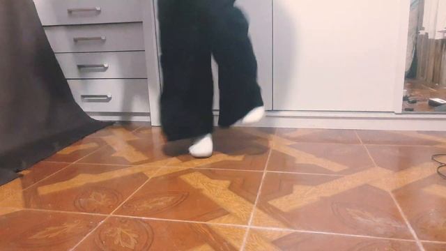 melbourne Shuffle смотреть онлайн