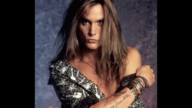 SEBASTIAN BACH - Youth gone wild (Bring 'Em Bach Alive) смотреть онлайн