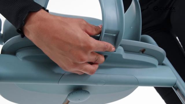 Как снять детский модуль к стульчику LEMO CYBEX