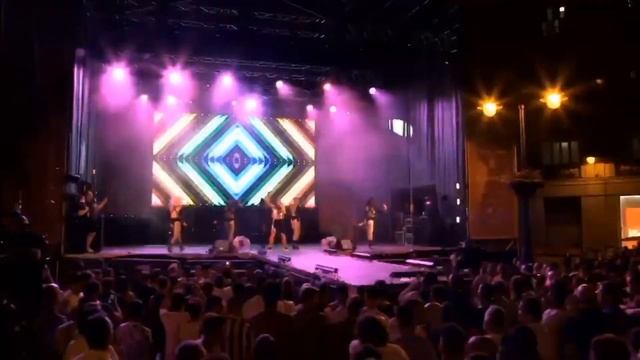 High Heels - Melanie C Live Pride, Madrid (Sink The Pink Tour 07/05/209 смотреть онлайн