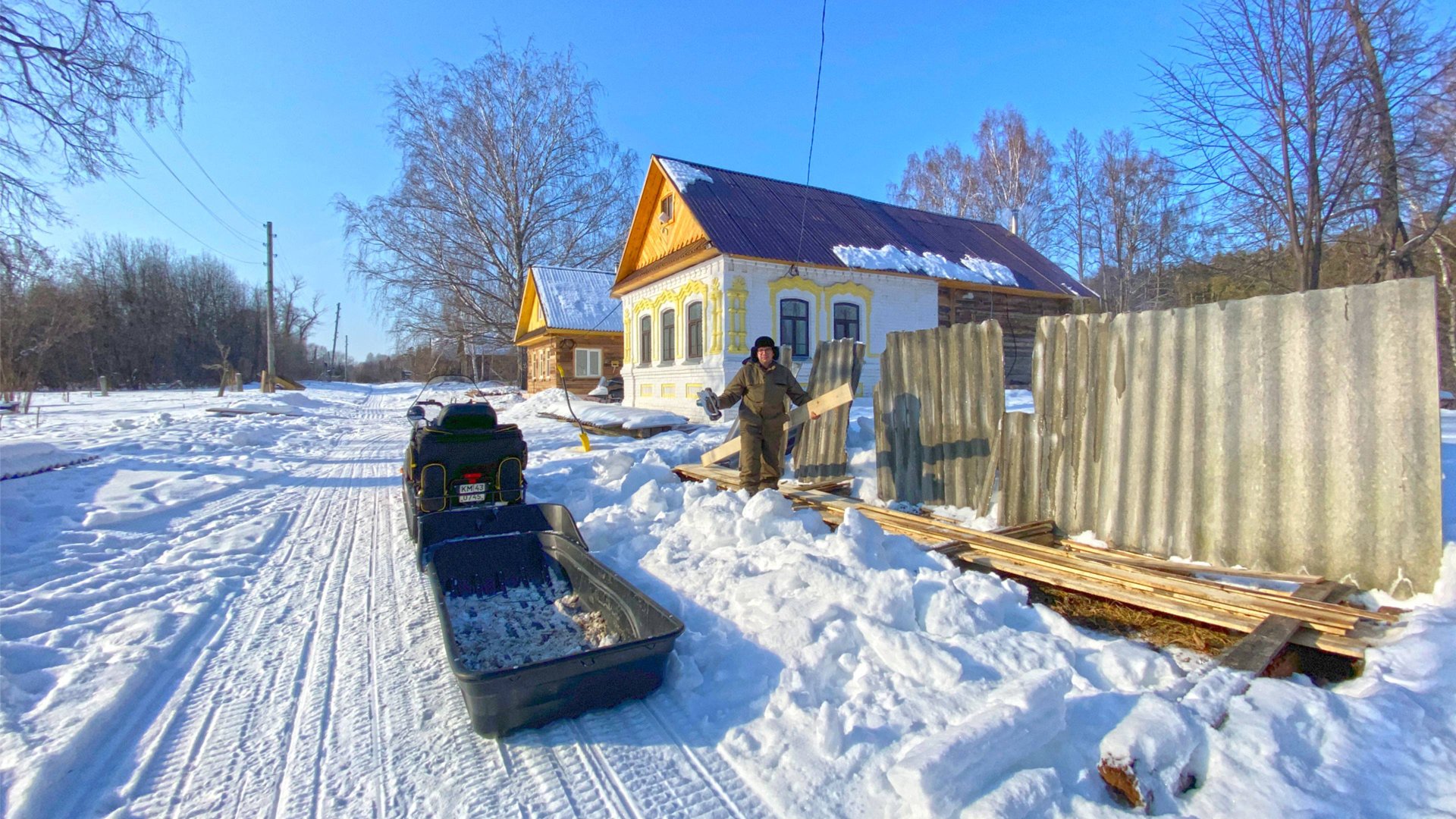 Откапываем материал для кухни, решаем трудную задачу. Бытование в деревне и поездка к «соседям» смотреть онлайн