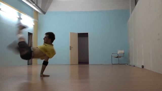 airtwist - flare - airtwist - flare - airtwist.wmv смотреть онлайн