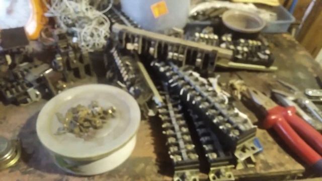 ДОБЫВАЮ ТЕХНИЧЕСКОЕ СЕРЕБРО! ПОИСК МЕДИ И ЛАТУНИ!ПОИСК МЕТАЛЛОЛОМА! РАЗБОР ХЛАМА НА ЦВЕТМЕТ! смотреть онлайн