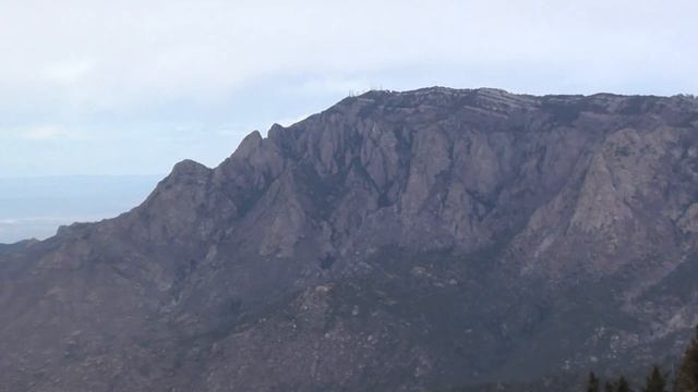 Embudito Trail to South Sandia Peak - Hiking The Sandia Mountains New Mexico смотреть онлайн