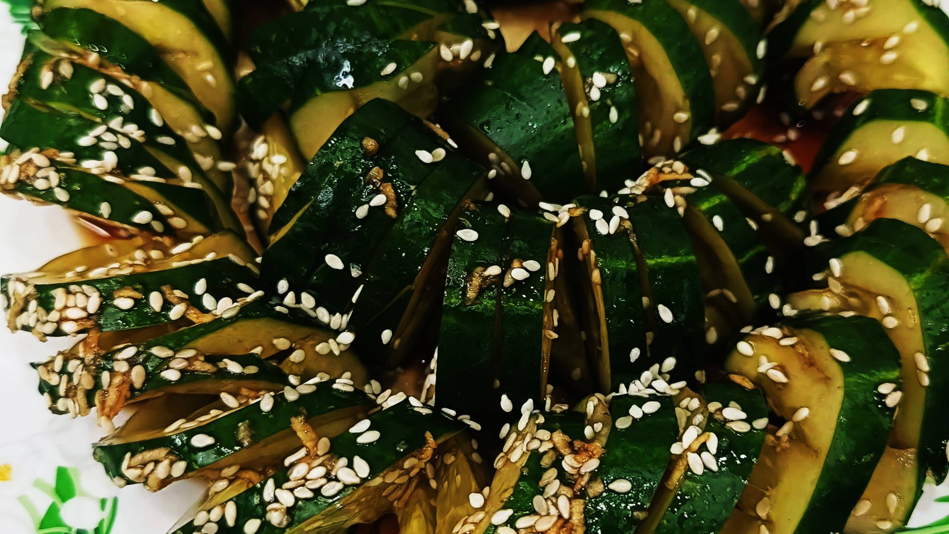 Огурцы в соевом соусе с чесноком смотреть онлайн