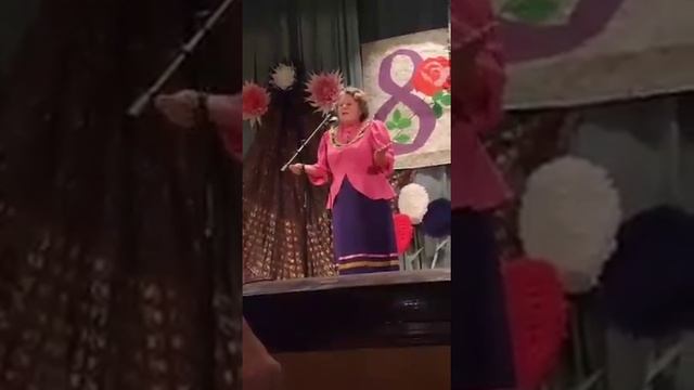 В слободе Терновая прошёл праздничный концерт, посвященный Международному женскому дню