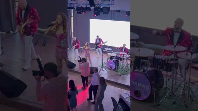 Кавер-группа Corman Band (Кемерово) - За четыре моря (Блестящие cover) смотреть онлайн