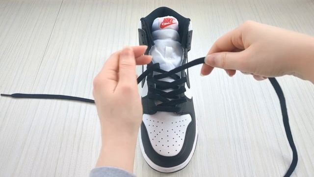 HOW TO LACE NIKE DUNK HIGH LOOSELY (BEST WAY!) смотреть онлайн