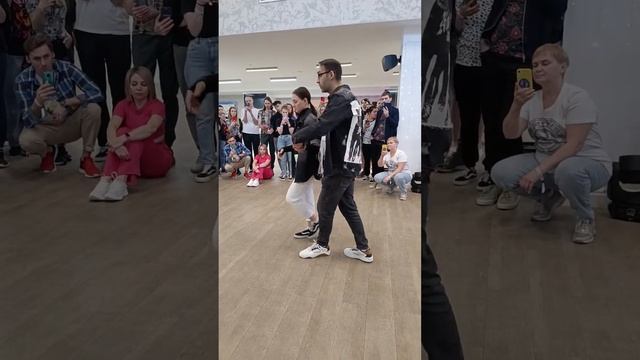 #танцуйпенза #пенза #кизомба Кизомба. Субачев Илья под СЧЁТ смотреть онлайн