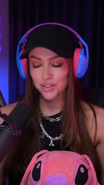 Luxury Girl работала в стрипе?? смотреть онлайн