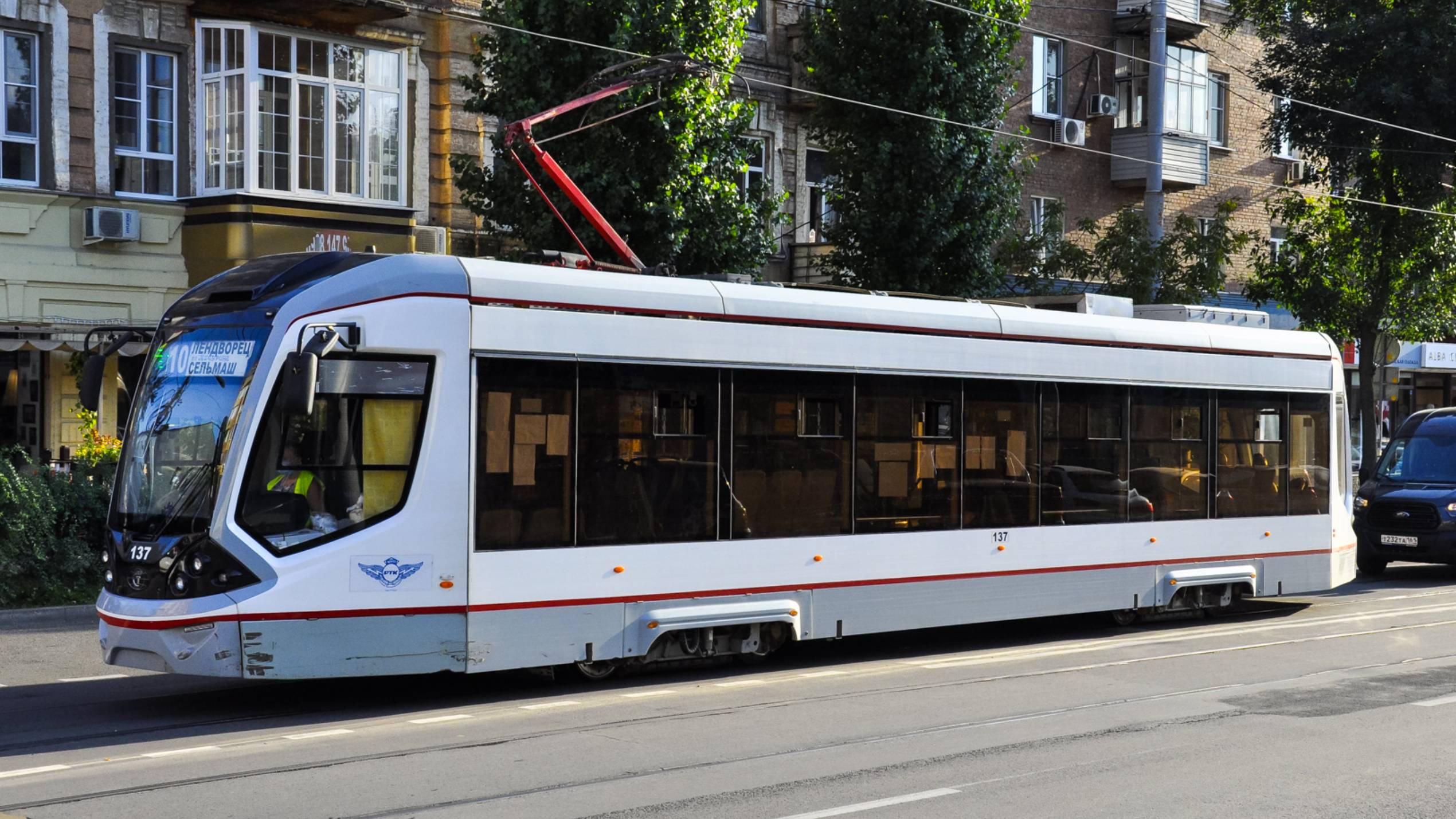 Трамвай 71-911Е Сити Стар на 4 маршруте Южной столицы смотреть онлайн