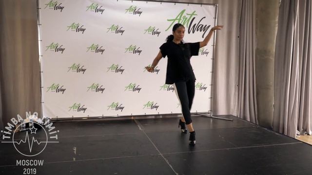 Ladies style Yanet Fuentes Timba No Limit смотреть онлайн