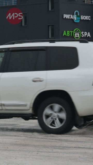 Haval H9 против Toyota Land Cruiser 200. Полный тест и розыгрыш в описании. смотреть онлайн