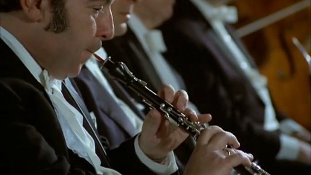 MAHLER: SYMPHONY NO. 5 IN C SHARP MINOR - Leonard Bernstein