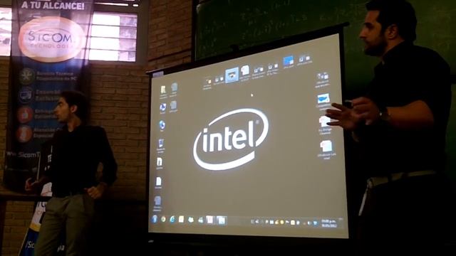 Sicom ¿Qué Es Thunderbolt Y Para Que Se Usa En La Ultrabook De Intel?