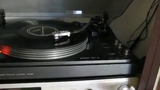 Ecutez-moi - Celine Dion - recorded from vinyl LP "Tellement j'ai d'amour" смотреть онлайн