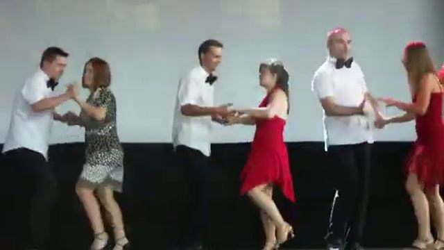 dancing poznan 2010 -rueda salsa.MOV смотреть онлайн