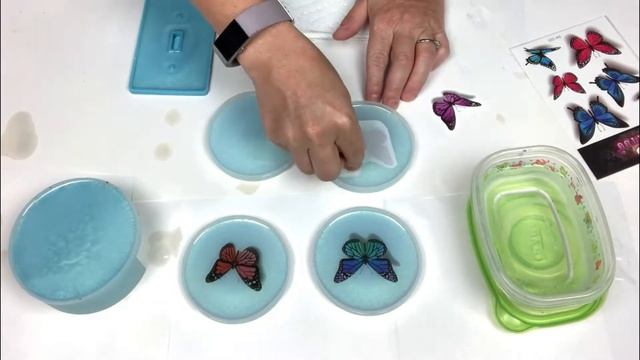 How to Create Resin Coasters using Butterfly Temporary Tattoos смотреть онлайн