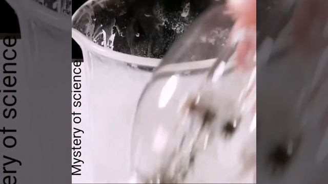 Reaction of caustic soda with aluminium part of Bulb #short #mystery of science #science experiment смотреть онлайн