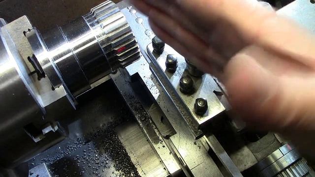 MOTO GUZZI INGRANAGGIO TRAZIONE #102