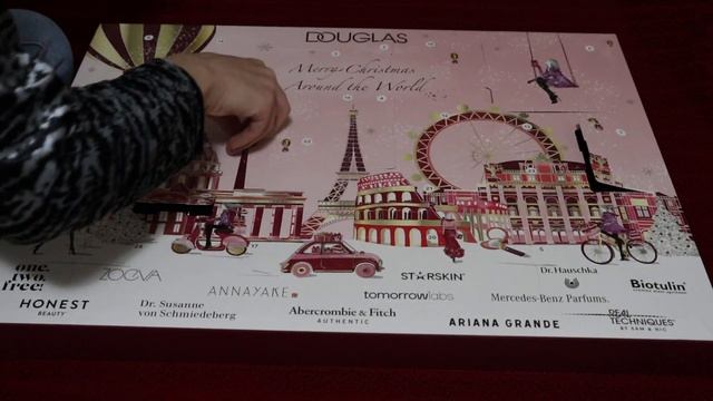 Unboxing Merry Christmas Around The World Advent Calendar /2020